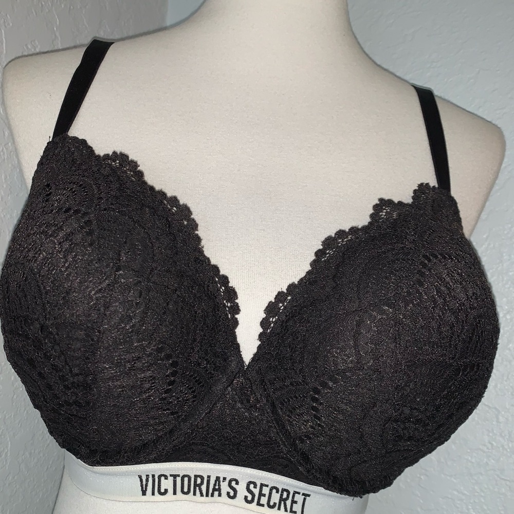 Victoria’s Secret T-shirt Push Up Full Coverage